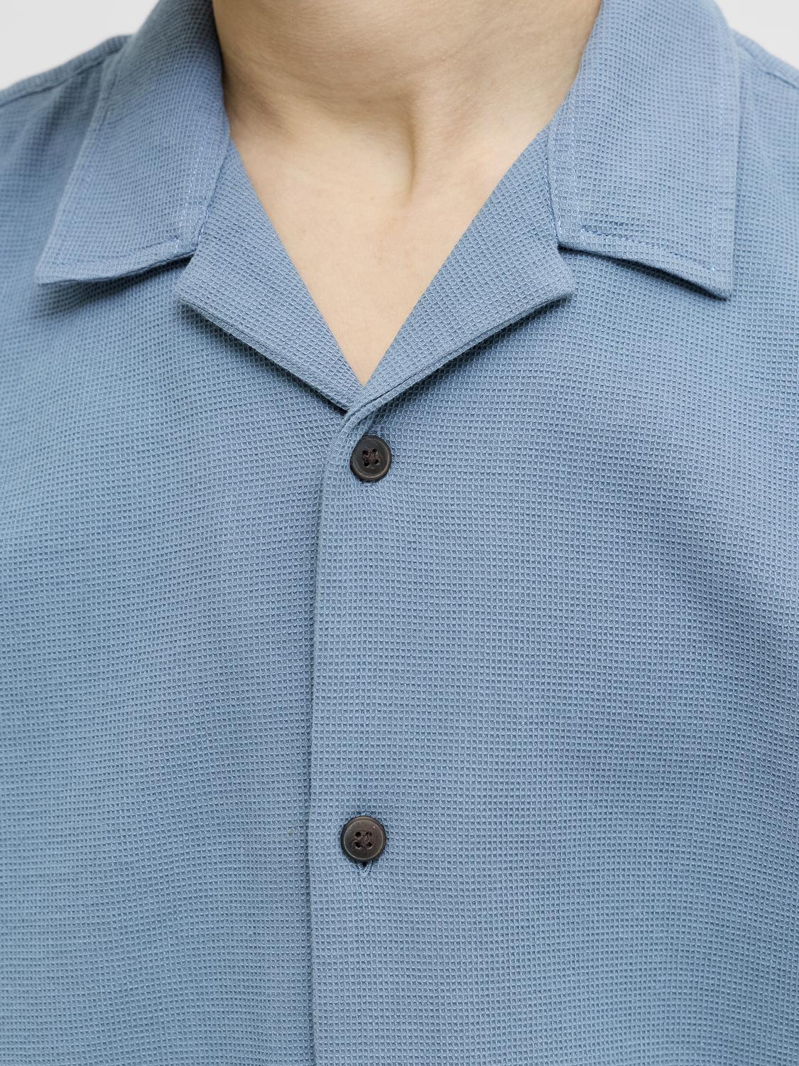 model_shot-detail